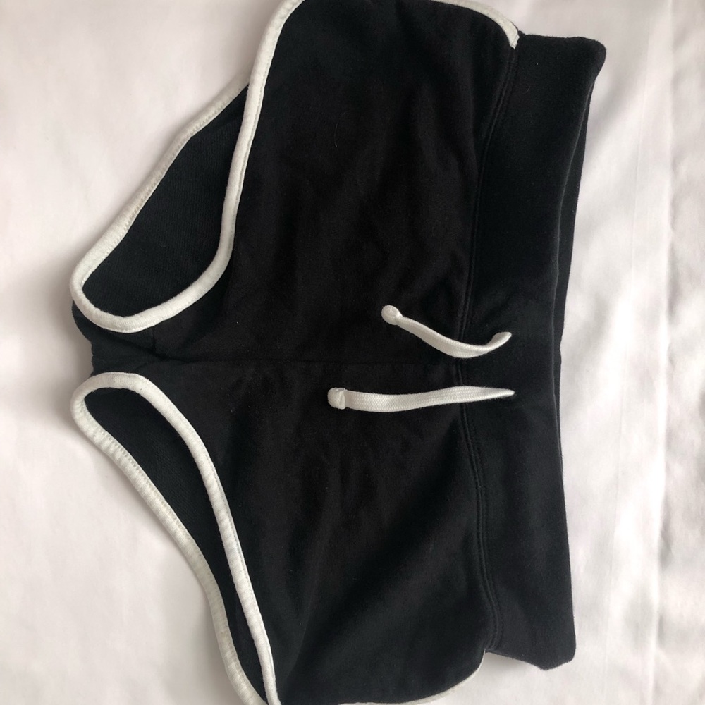 Divided H&M Basic Shorts